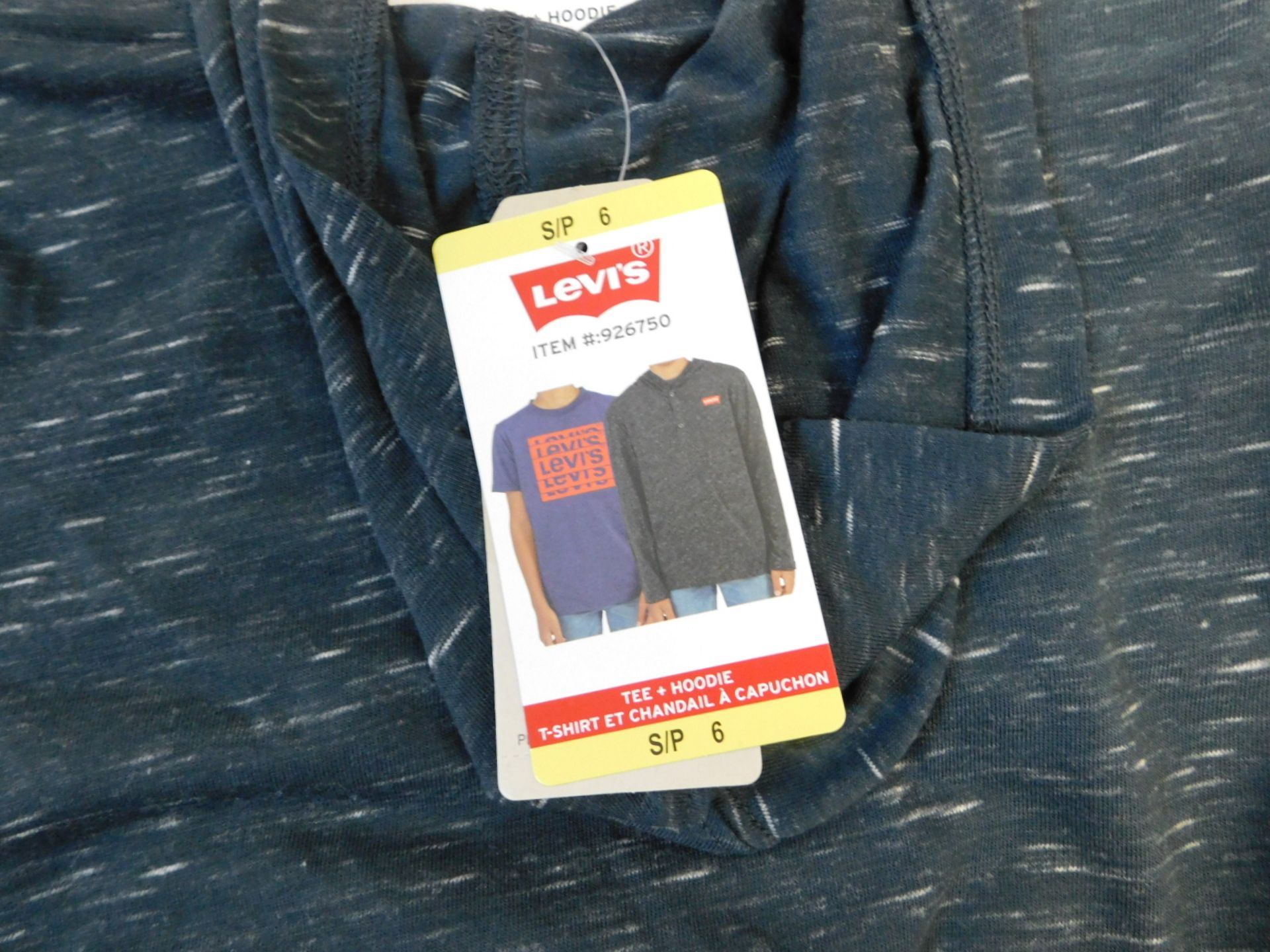 1 BRAND NEW LEVI'S YOUTH HOODIE AND TEE SET 1 X LONG SLEEVE, 1 SHORT SLEEVE SIZE S/P 6 RRP Â£19