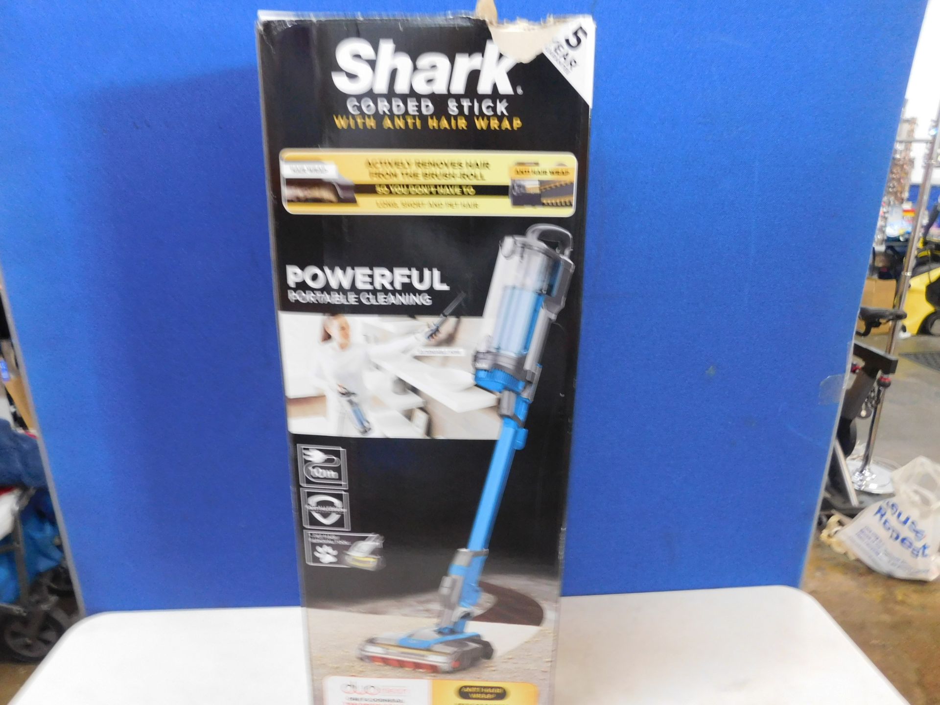 1 BOXED SHARK CORDED PET STICK VACUUM, HZ400UKT RRP Â£249