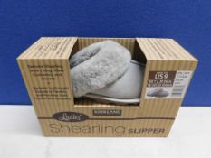 1 BOXED PAIR OF KIRKLAND SIGNATURE LADIES SHEARLING SLIDER SLIPPERS UK SIZE 7 RRP Â£29