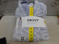 1 BRAND NEW DKNY SHORT PLUSH WRAPED ROBE WITH HOOD SIZE S RRP Â£24.99