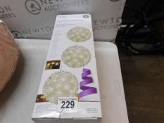 1 BOXED 5 INCHES (14CM) INDOOR / OUTDOOR WARM WHITE SPHERES WITH 150 LED LIGHTS RRP Â£39