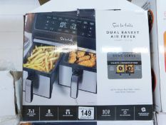 1 BOXED SUR LA TABLE DUAL BASKET AIR FRYER, 7.6L RRP Â£129