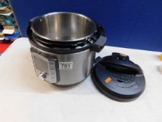 1 INSTANT POT 10 IN 1 ELECTRIC PRESSURE COOKER 5.7L RRP Â£115