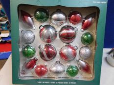 1 BOXED HAND DECORATED GLASS ORNAMENTS RRP Â£29.99