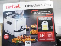 1 BOXED TEFAL OLEOCLEAN PRO DEEP FRYER RRP Â£129.99