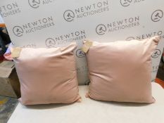 1 SET OF 2 OPULENCE ROYAL LARGE PINK VELVET CUSHION 55 X 55 CM RRP Â£29