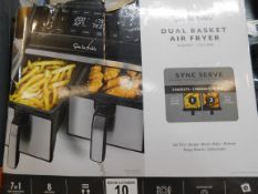 1 BOXED SUR LA TABLE DUAL BASKET AIR FRYER 7.57 LITER RRP Â£149.99