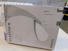 1 BOXED TAVISTOCK MILENNIUM MOULDED WOOD TOILET SEAT RRPÂ£30.99