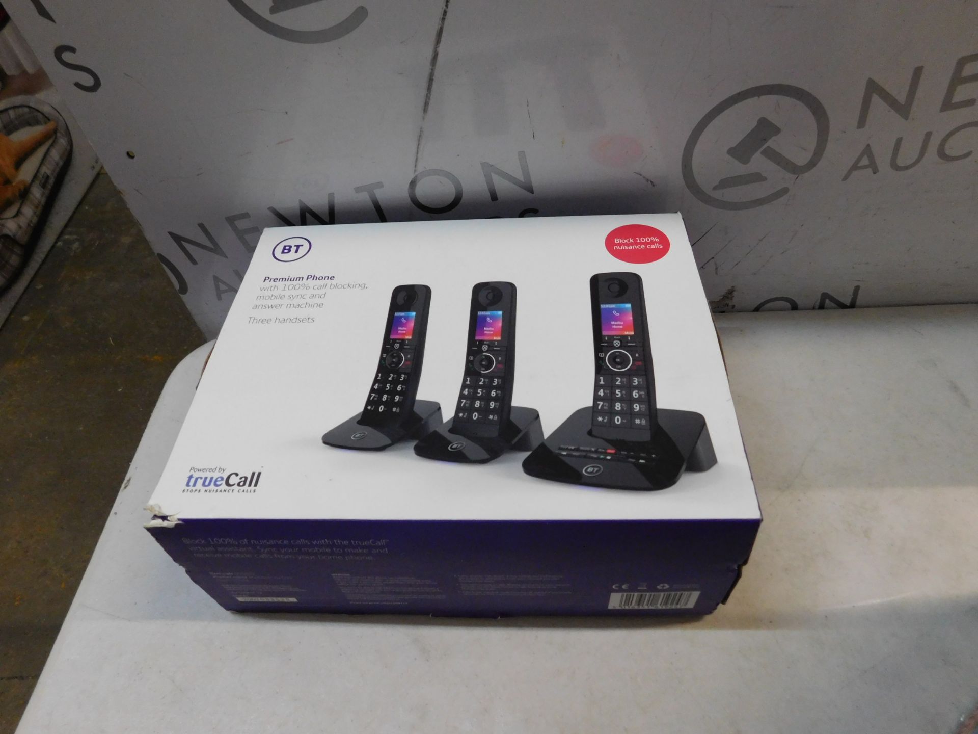 1 BOXED BT PREMIUM 090632 CORDLESS PHONE - TRIPLE HANDSETS RRP Â£119