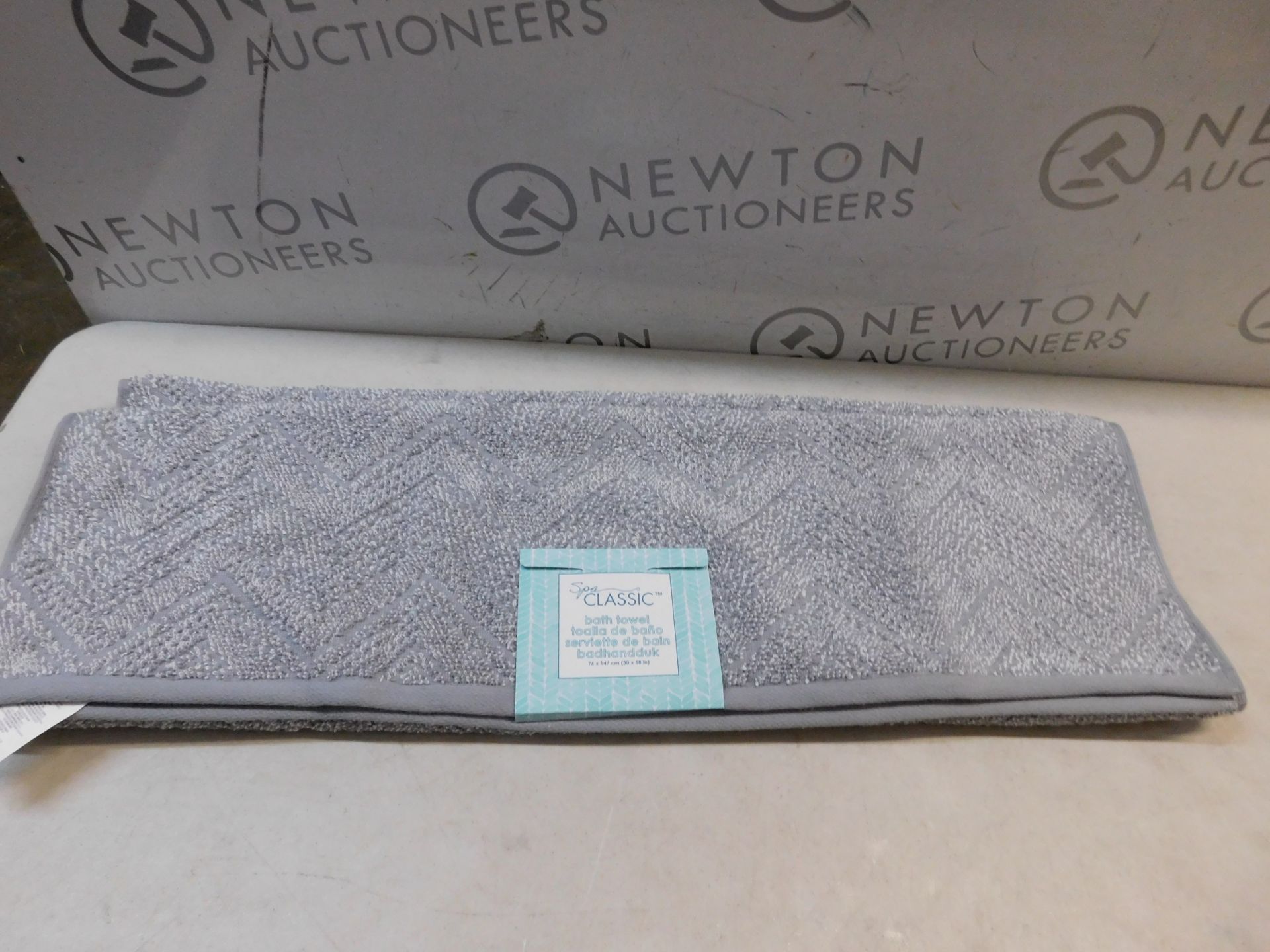 1 BRAND NEW SPA CLASSIC GREY BATH TOWEL 30X58 INCHES RRP Â£29.99