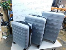 1 AMERICAN TOURISTER 3 PIECE HARDSIDE SUITCASE SET RRP Â£199 (LARGE CASE DENTED AND WHEEL BROKEN)