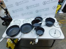 1 STARFRIT THE ROCK 10 PIECE (APPROX) NON-STICK COOKWARE PAN SET RRP Â£149.99