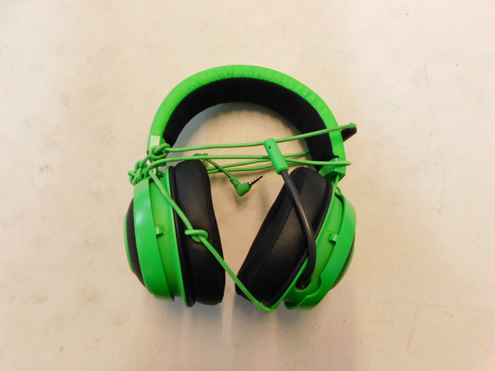 1 RAZER KRAKEN GAMING HEADSET IN GREEN RRP Â£64.99