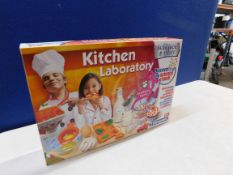 1 BOXED SCIENCE & PLAY KITCHEN LABORATORY RRP Â£29.99