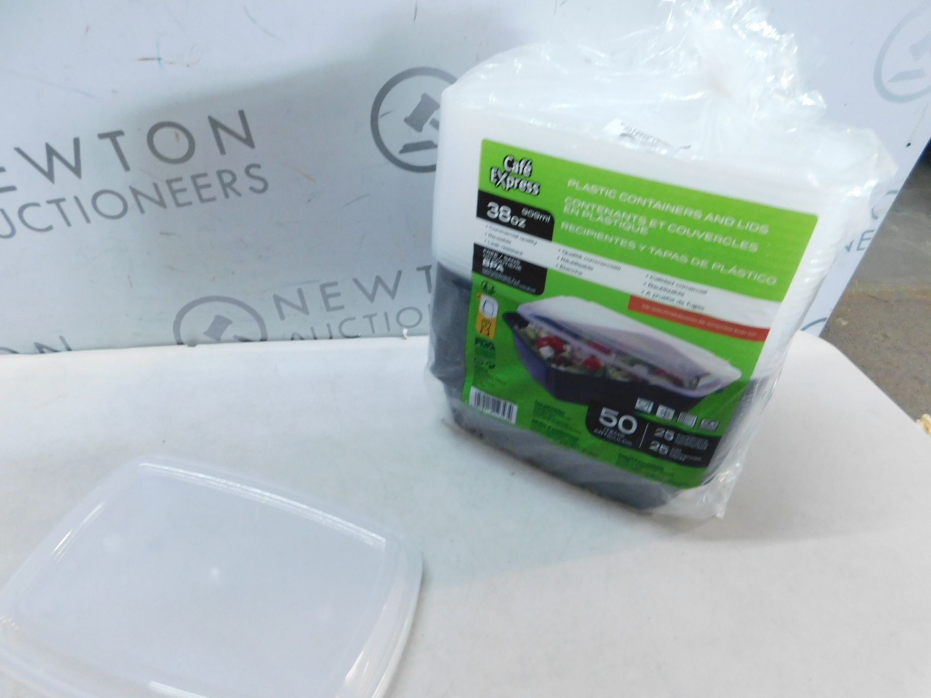 1 CAFE EXPRESS PLASTIC CONTAINERS AND LIDS RRP Â£12.99