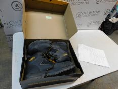 1 BOXED DEWALT INDUSTRIAL STEEL TOE BOOTS UK SIZE 11 RRP Â£99