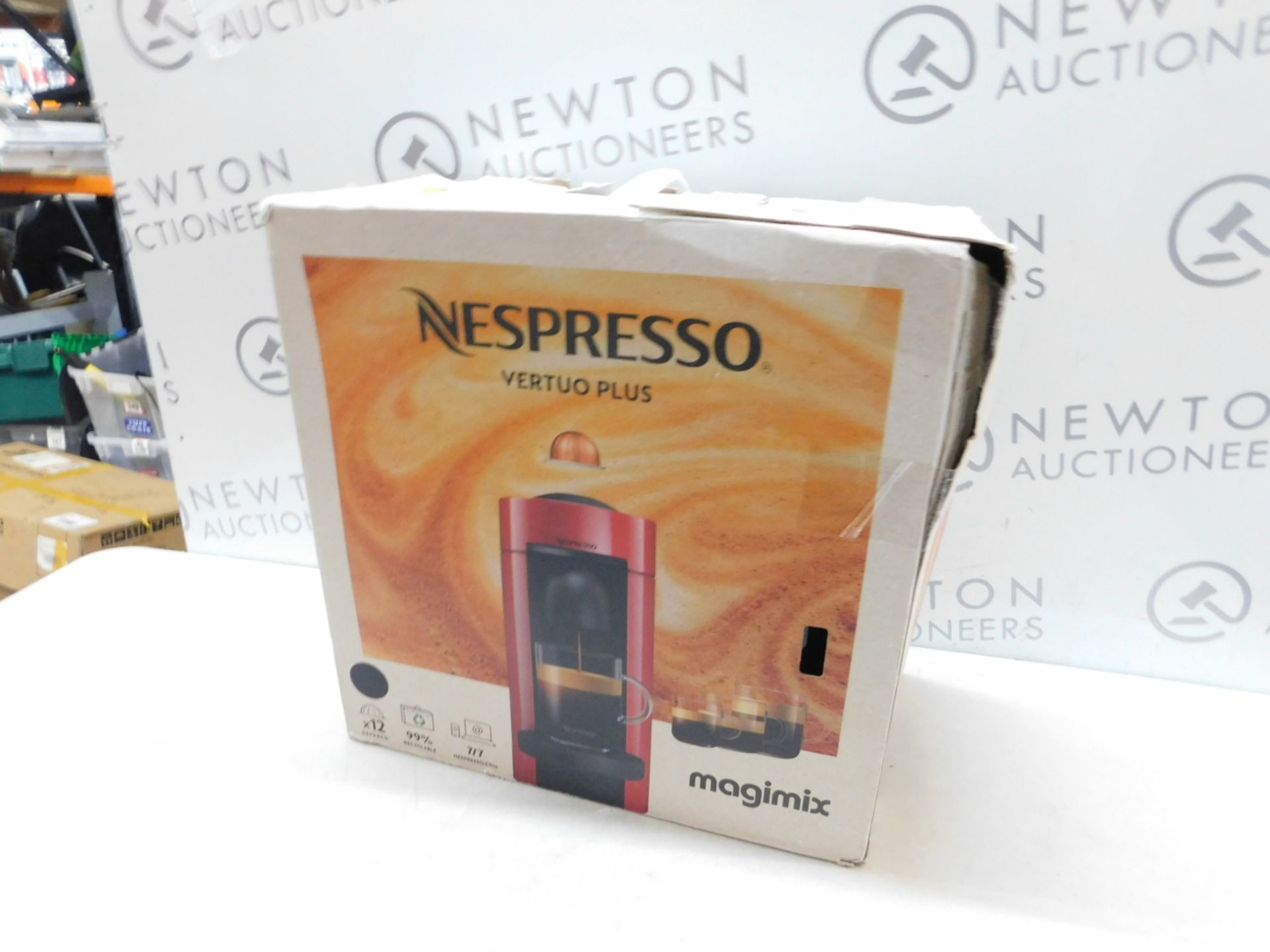 1 BOXED NESPRESSO VERTUO PLUS 11399 COFFEE MACHINE BY MAGIMIX RRP Â£129