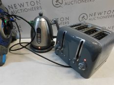 1 DUALIT CLASSIC 1.7L KETTLE & 4 SLOT TOASTER SET IN CHARCOAL RRP Â£249
