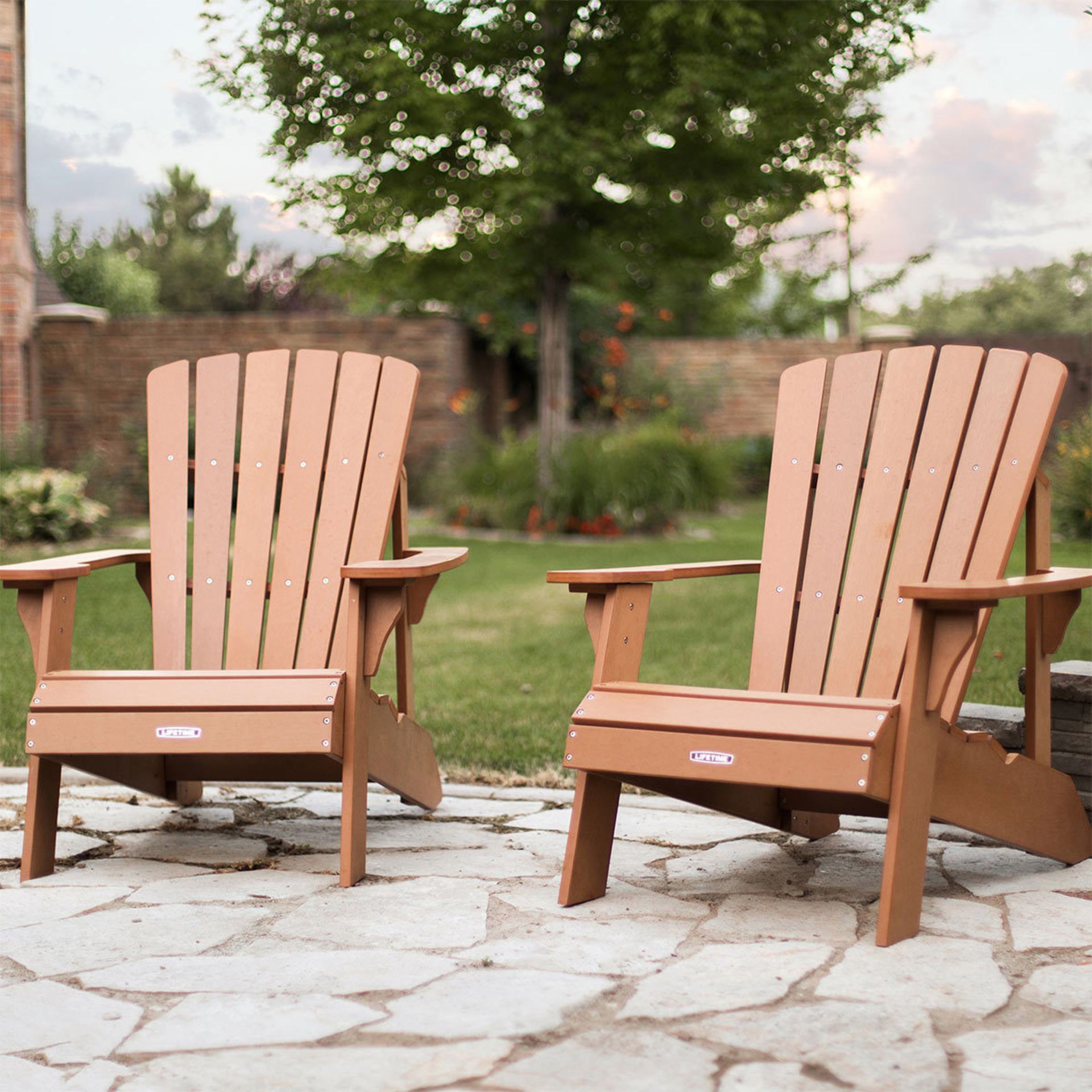 1 SET OF 2 LIFETIME ADIRONDACK CHAIRS RRP Â£399 (1 CHAIR BROKEN, PICTURES FOR ILLUSTRATION
