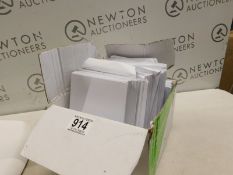 1 BOX OF APPROX 500 WHITE OPAQUED PEEL & SEAL ENVELOPES RRP Â£34.99