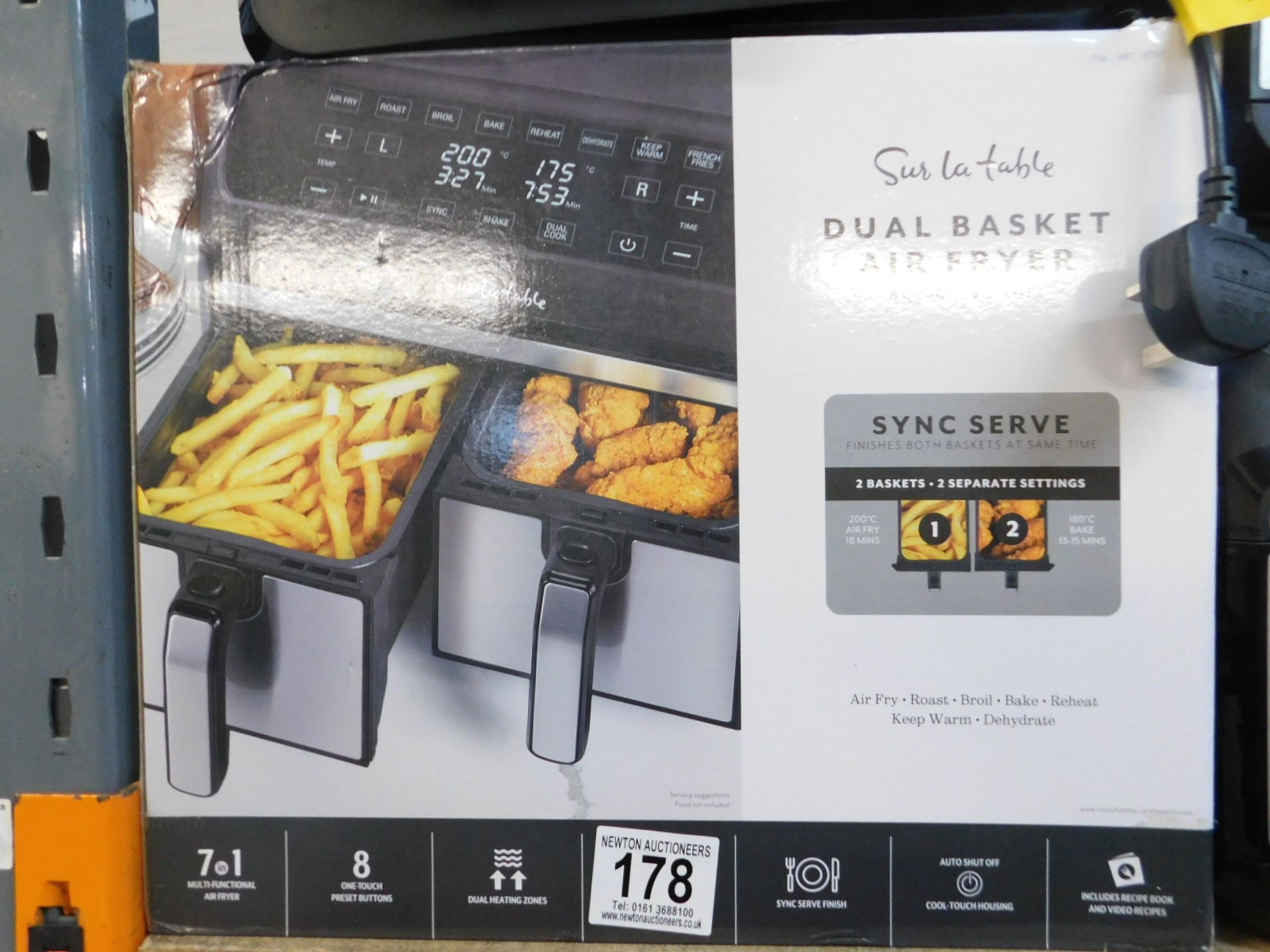 1 BOXED SUR LA TABLE DUAL BASKET AIR FRYER, 7.6L RRP Â£129