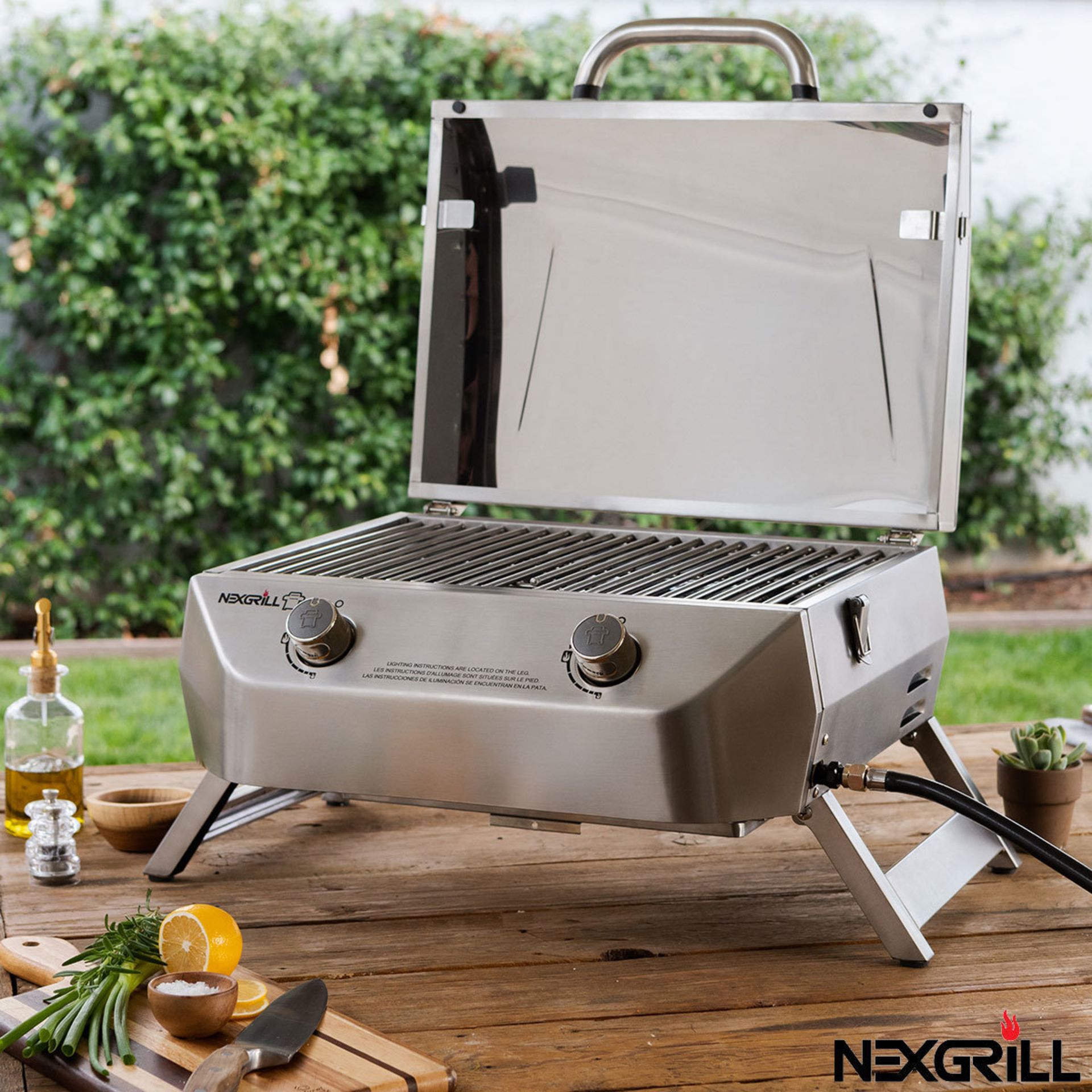 1 BOXED NEXGRILL 2 BURNER STAINLESS STEEL TABLE TOP GAS BARBECUE RRP Â£149