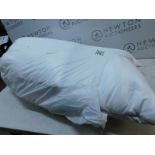 1 HOTEL GRAND DOUBLE TOP GOOSE FEATHER & GOOSE DOWN PILLOW RRP Â£29.99