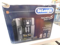 1 BOXED DELONGHI MAGNIFICA S ECAM250.33.TB BEAN TO CUP COFFEE MACHINE RRP Â£399