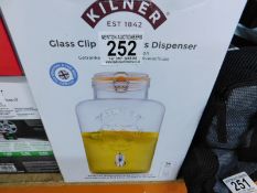 1 BOXED KILNER GLASS DRINKS DISPENSER 8L RRP Â£29