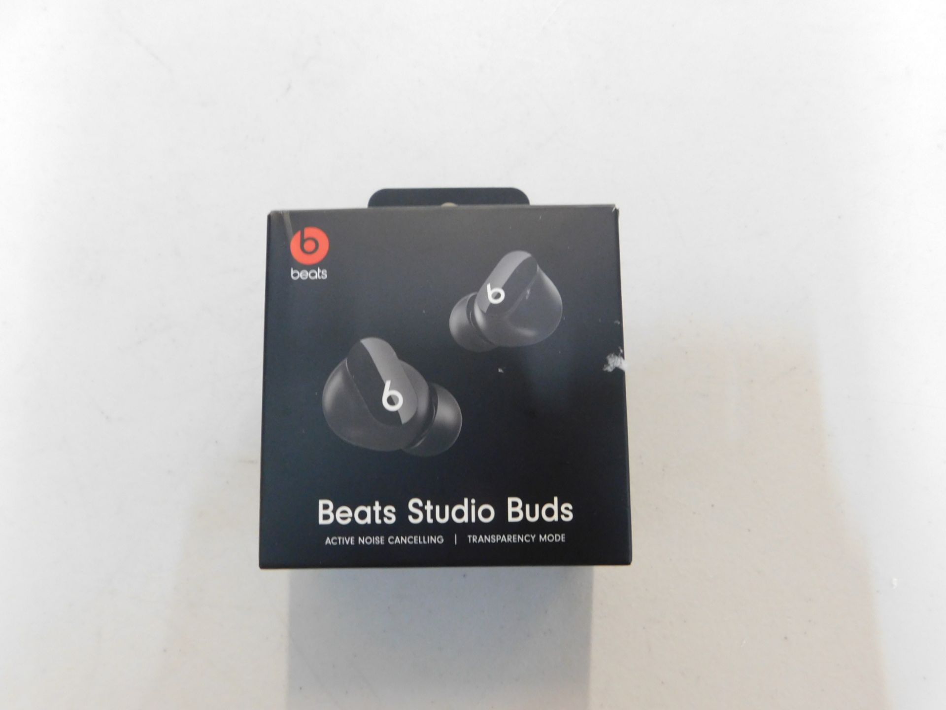 1 BOXED BEATS STUDIO BUDS IN BLACK WITH ACTIVE NOISE CANCELLING RRP Â£129.99