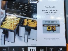 1 BOXED SUR LA TABLE DUAL BASKET AIR FRYER, 7.6L RRP Â£129