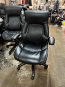 1 DORMEO OCTASPRING TECHNOLOGY TRUE INNOVATIONS MANAGER'S OFFICE CHAIR RRP Â£199 (DOESN'T GO UP/
