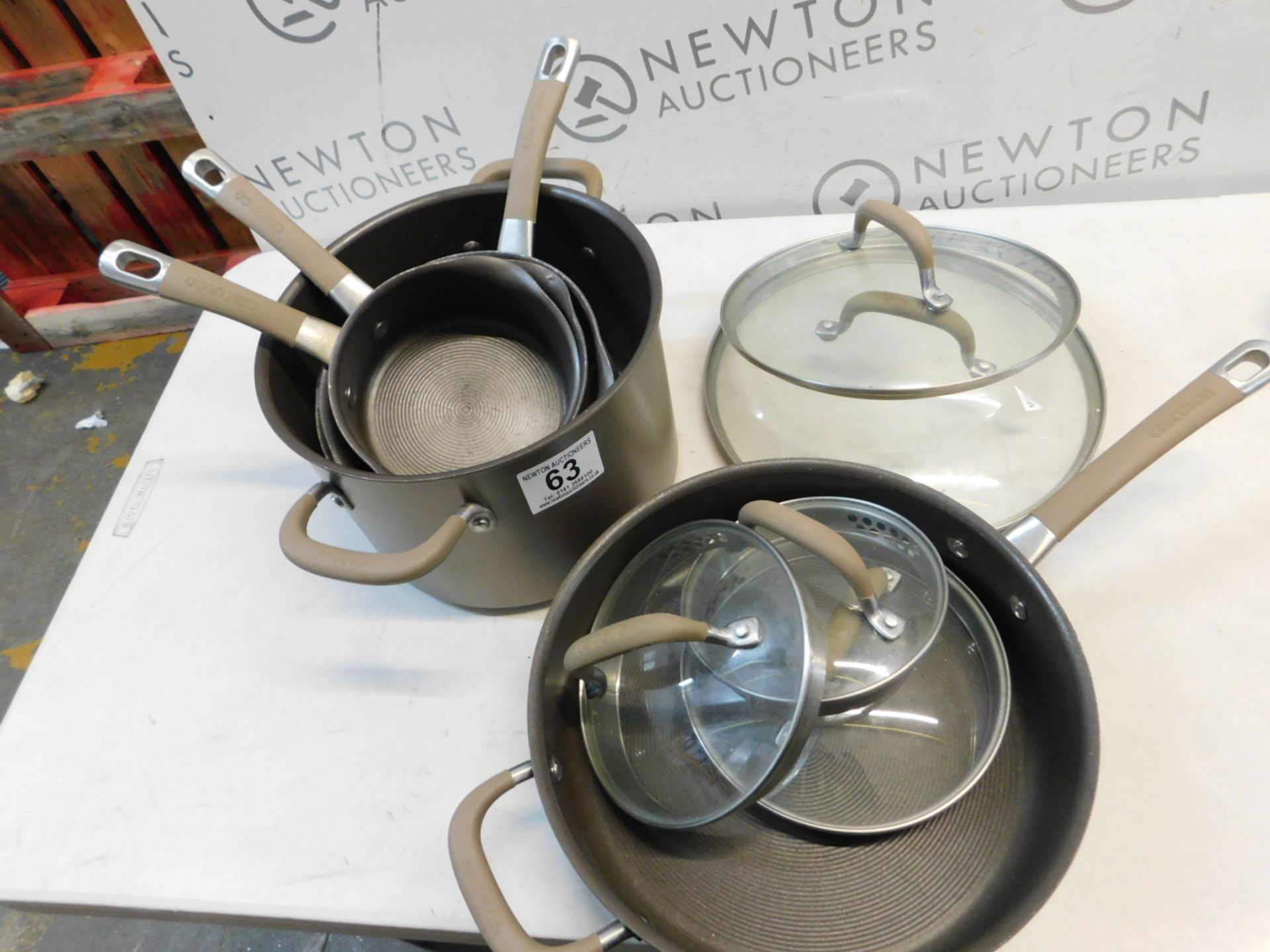 1 CIRCULON PREMIER PROFESSIONAL 13 PIECE (APPROX) HARD ANODISED PAN SET RRP Â£229.99