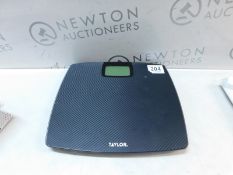 1 TAYLOR DIGITAL BARHROOM SCALE RRP Â£29.99