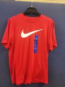 1 BRAND NEW NIKE T SHIRT IN RED SIZE LARGE RRP Â£19.99