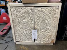 1 PIKE & MAIN LITA WHITE ACCENT CONSOLE RRP Â£399 (DAMAGED)