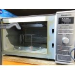 1 PANASONIC NN-GD37HS STAINLESS STEEL INVERTER MICROWAVE RRP Â£249