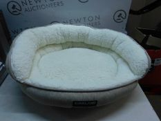 1 KIRKLAND SIGNATURE ROUND PET BED RRP Â£49.99