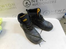 1 PAIR OF DEWALT STEEL TOE SAFETY WORK BOOTS WATERPROOF RENTON BLACK SIZE UK 9 RRP Â£69