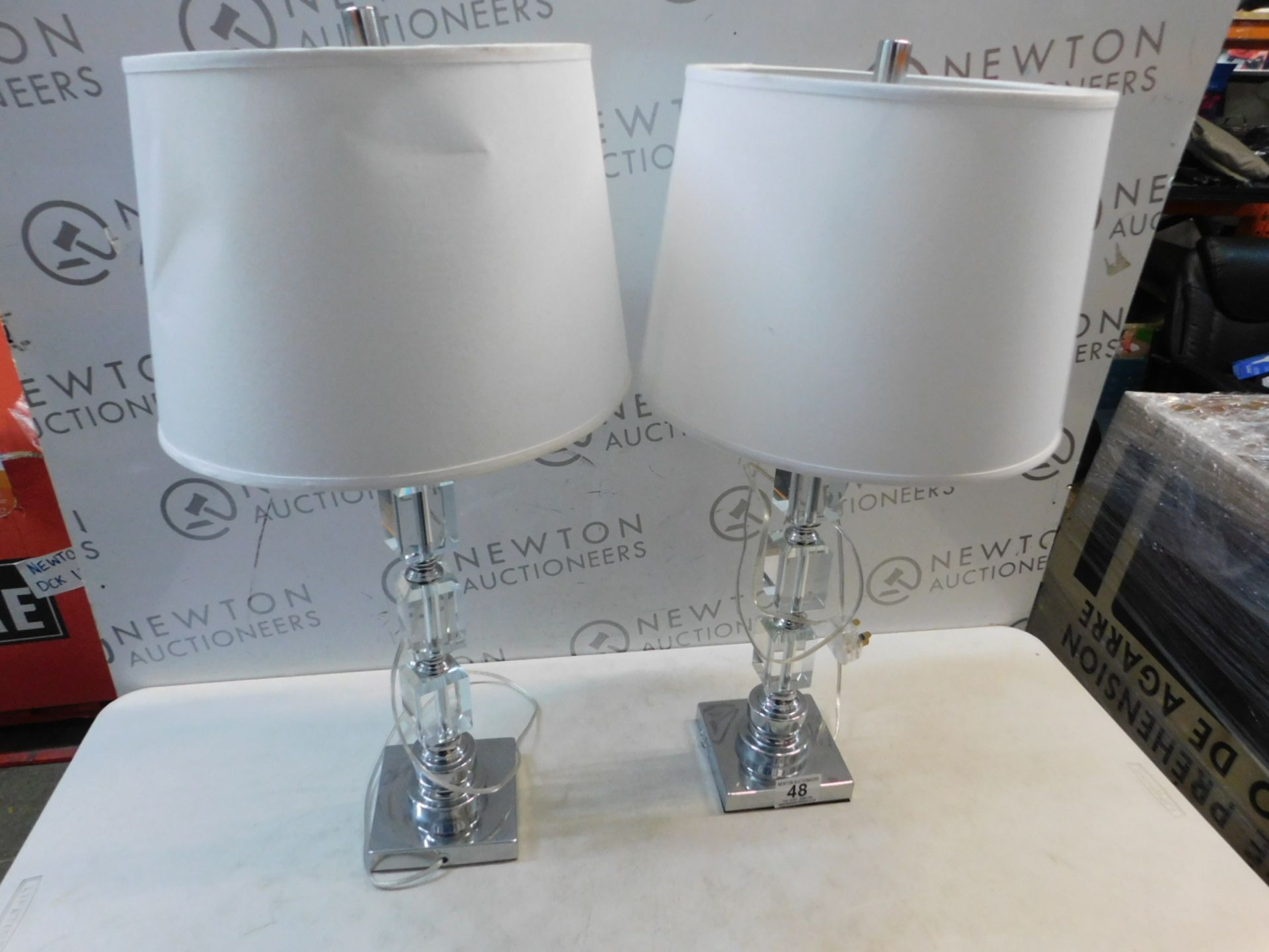1 PAIR OF SYDNEE CRYSTAL CUBE TABLE LAMPS RRP Â£49