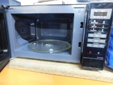 1 PANASONIC NN-E28JBM 800W 20L BLACK MICROWAVE OVEN RRP Â£89.99