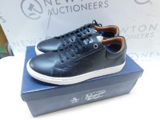 1 BOXED PAIR OF PENGUIN PAXON BLACK TRAINERS UK SIZE 7/8 RRP Â£49 (DIFFERENT SIZES ON LEFT AND RIGHT