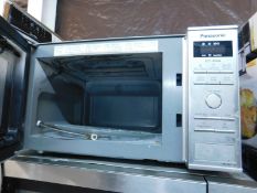 1 PANASONIC NN-GD37HS STAINLESS STEEL INVERTER MICROWAVE RRP Â£249