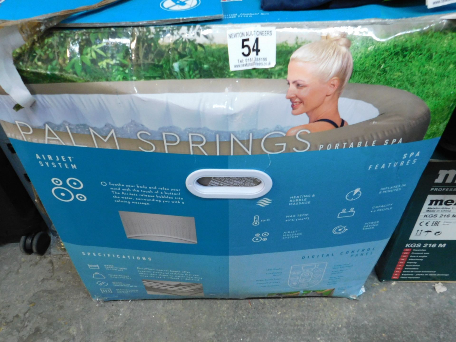 1 BOXED LAY-Z-SPA PALM SPRINGS INFLATABLE 4-6 PERSON SPA RRP Â£599 (PICTURES FOR ILLUSTRATION