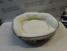 1 KIRKLAND SIGNATURE ROUND PET BED RRP Â£49.99