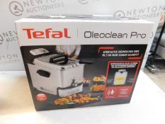 1 BOXED TEFAL OLEOCLEAN PRO DEEP FRYER RRP Â£129.99