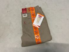 1 BRAND NEW BOYS LEVIS JOGGER WITH ELASTIC CUFF, SLIM FROM HIP TO ANKLE, IN BEIGE SIZE 12 RRP Â£29