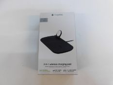 1 BOXED MOPHIE 3-IN-1 WIRELESS CHARGING PAD RRP Â£129.99