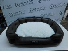 1 KIRKLAND SIGNATURE PET BED RRP Â£39.99