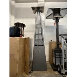 1 WELL TRAVELLED LIVING 2.2M (87") 40,000 BTU PYRAMID GAS PATIO HEATER IN GRAY WITH GLASS TUBE RRP